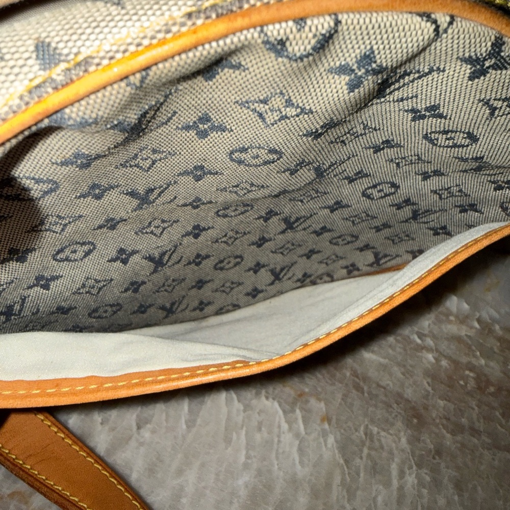Louis Vuitton Mini Lin Jeanne - Picture 9 of 16